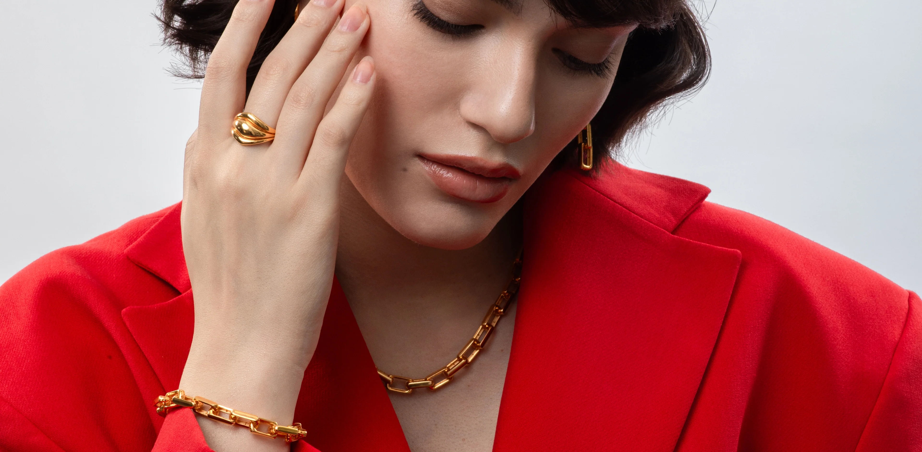 Zeitlose Eleganz in purem Gold